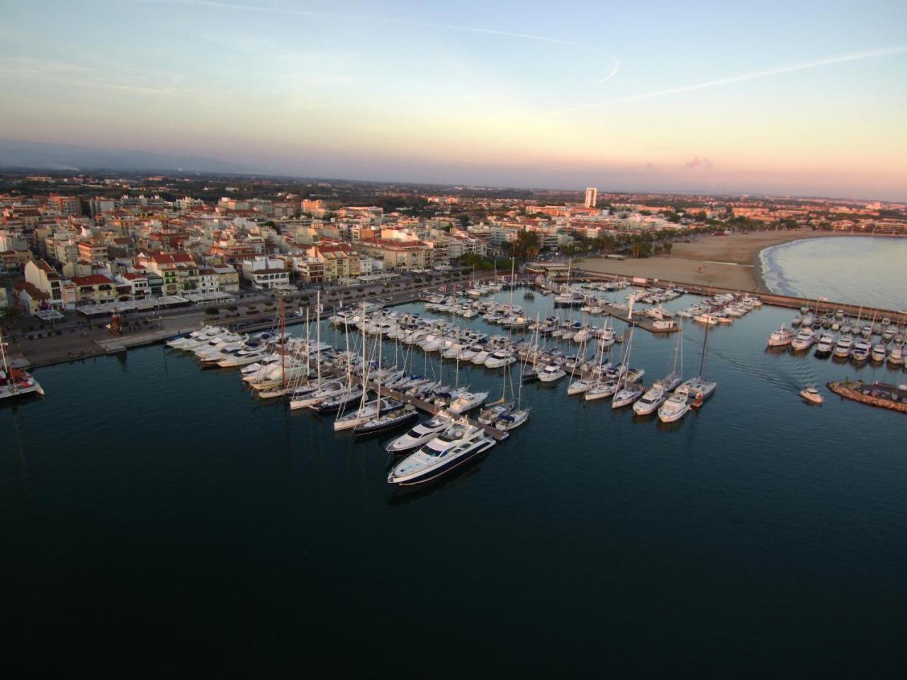 Apartamentos Cambrils Playa Spa Exterior foto